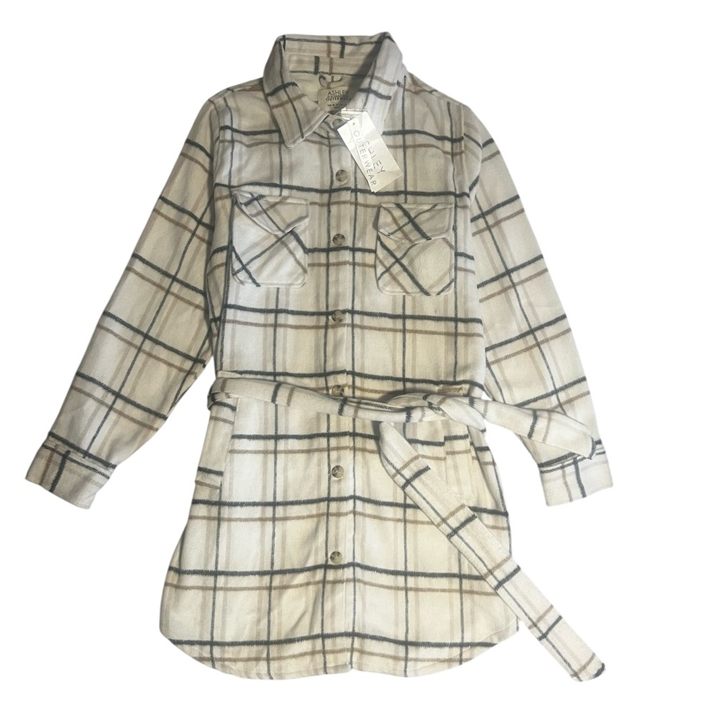 Chic Plaid Trench Coat in White and Black